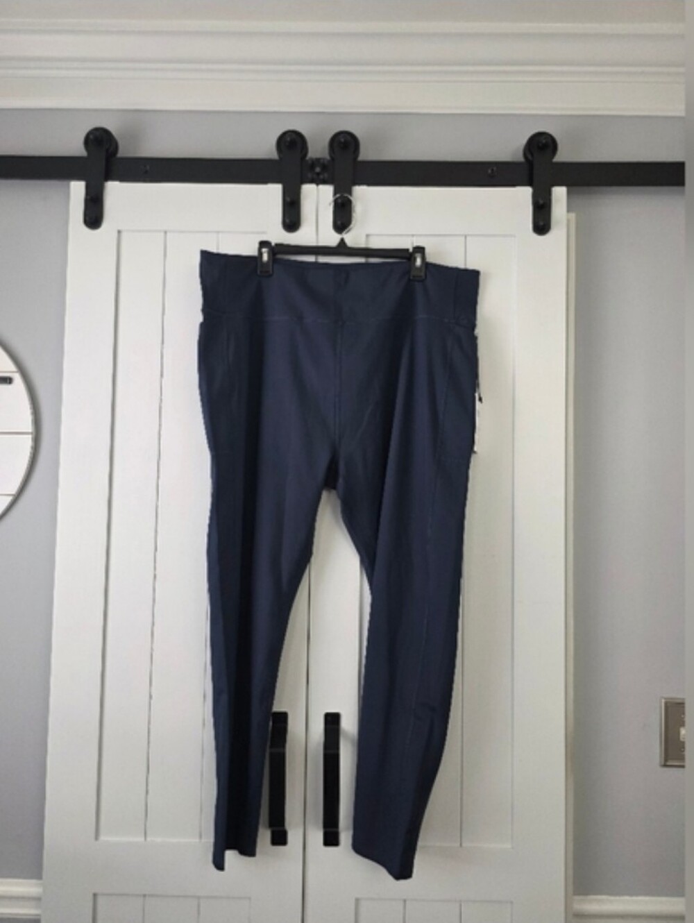 Girlfriend Collective Skyline Compressive Pocket Legging. NEW!